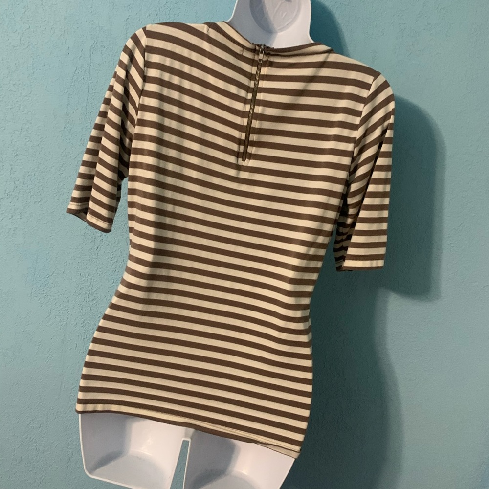 Green Envelope Tee - Picture 8 of 9